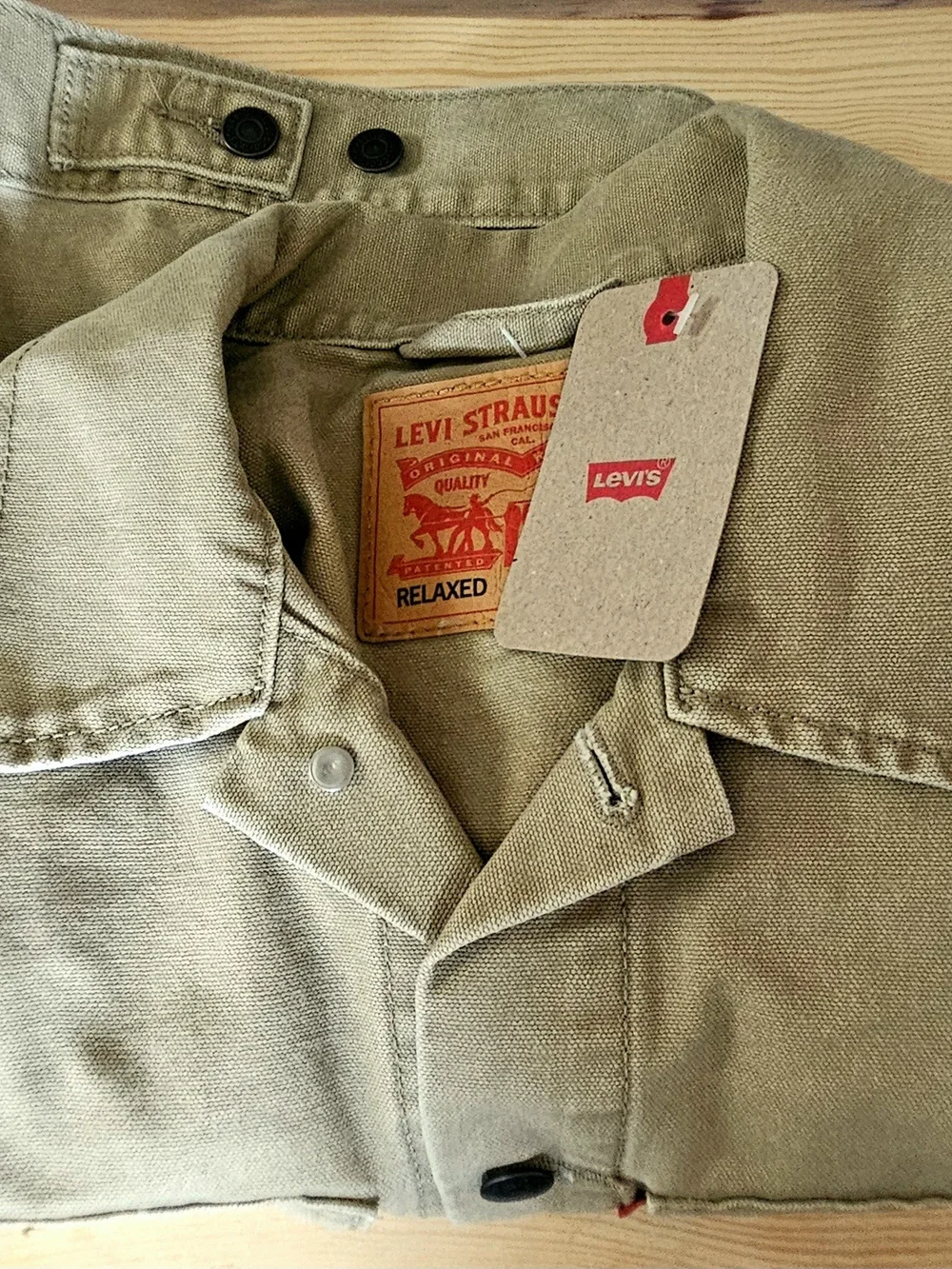 Levi's Men's Beige/Tan Denim Embarcadero Station Trucker Jacket - Picture 4 of 5